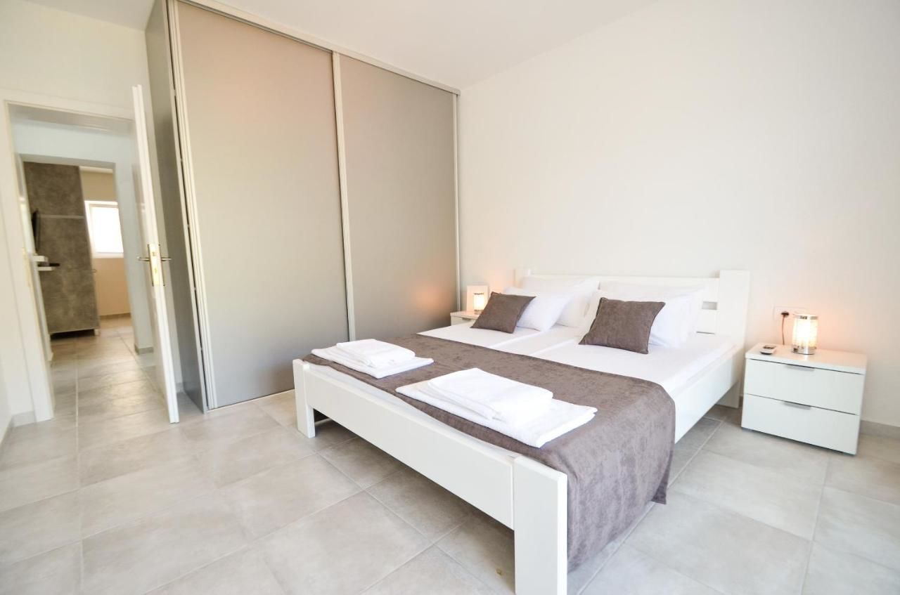 Апартаменты Bay View Apartments Котор-20