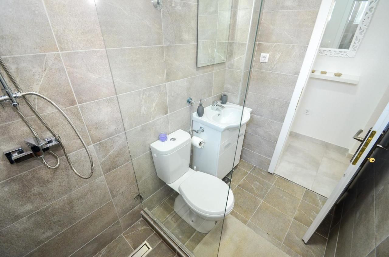 Апартаменты Bay View Apartments Котор-28